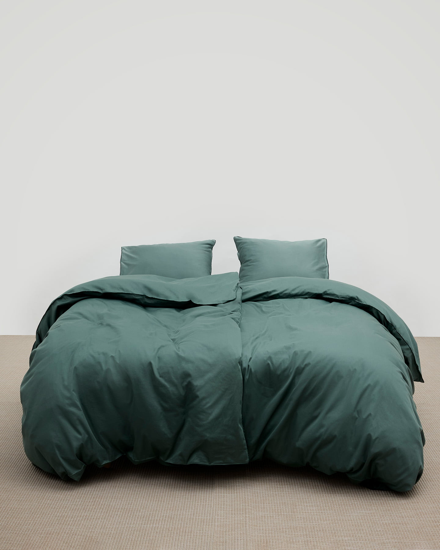 Bettwäscheset Strimma - Washed Bottle Green in der Gruppe Bettwäsche / Bettwäschesets bei A L V A (1064)
