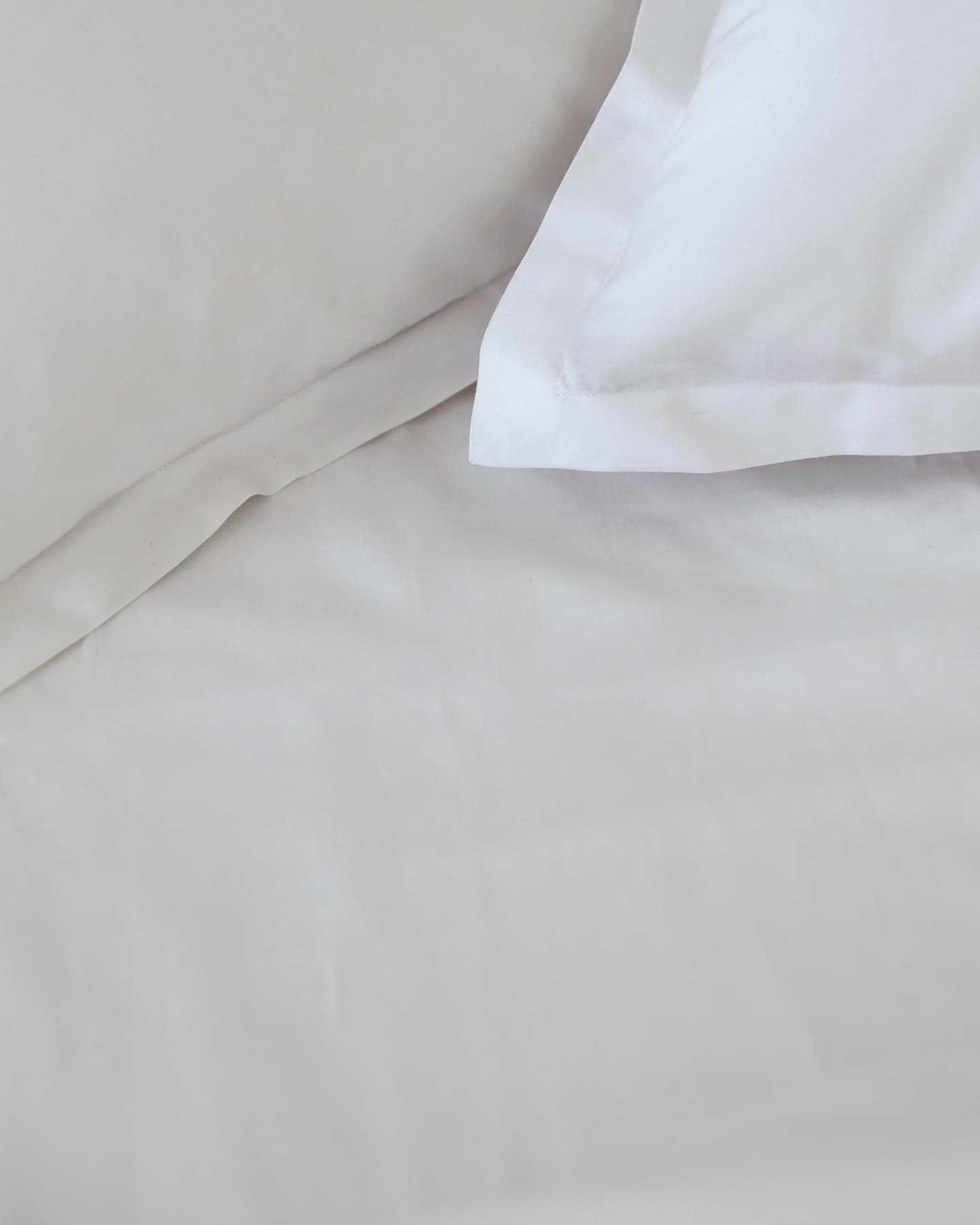 Laken Lind - Pearl Grey